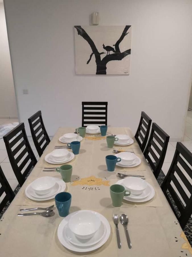 Skyloft Muslim Suite Johor Bahru Bagian luar foto