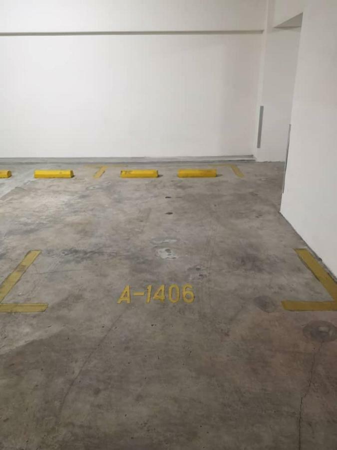 Skyloft Muslim Suite Johor Bahru Bagian luar foto