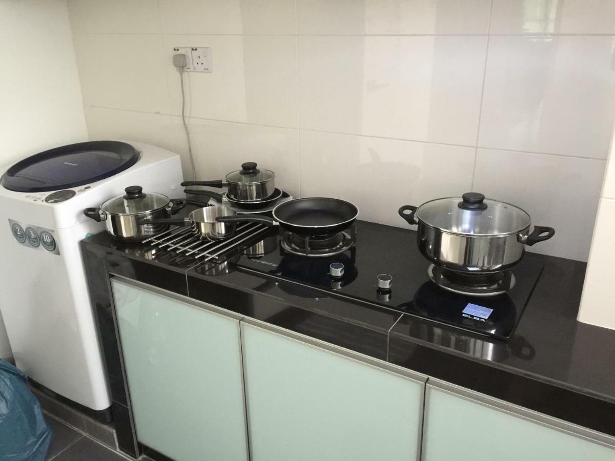Skyloft Muslim Suite Johor Bahru Bagian luar foto